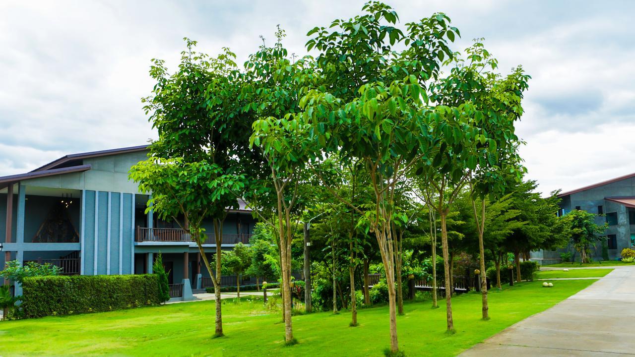 Li Baan Pailyn Resort Lamphun מראה חיצוני תמונה
