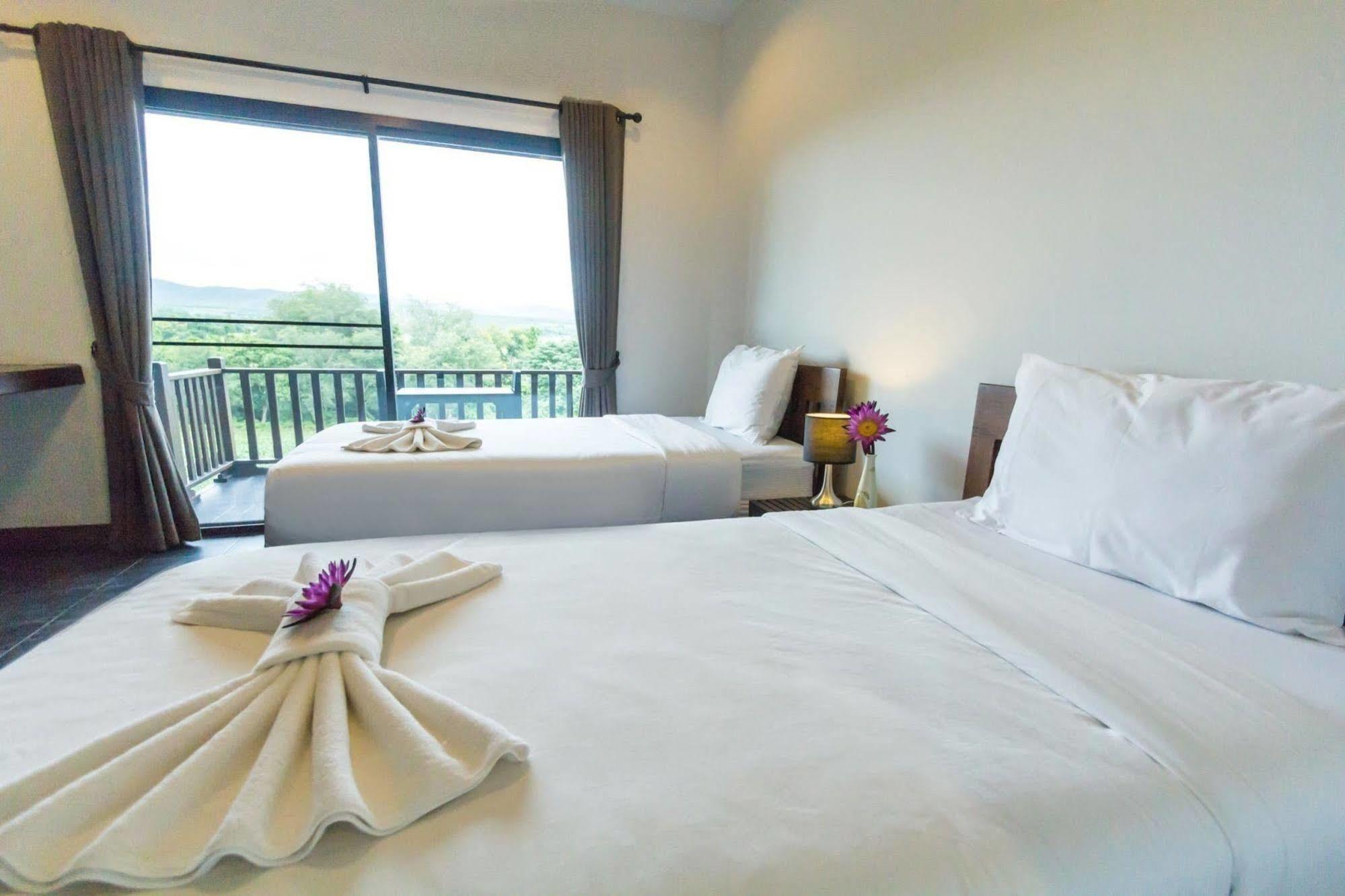 Li Baan Pailyn Resort Lamphun מראה חיצוני תמונה