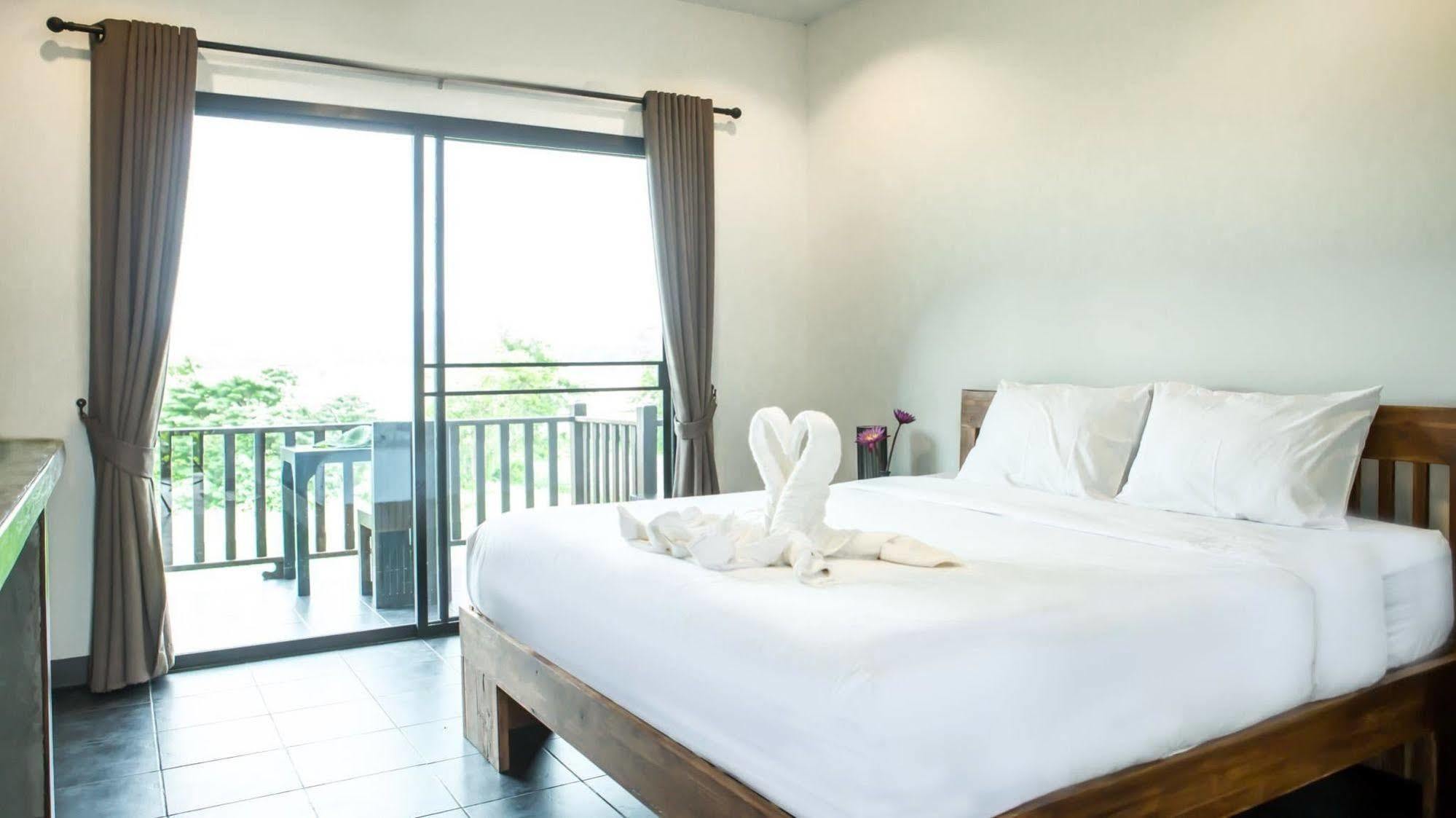 Li Baan Pailyn Resort Lamphun מראה חיצוני תמונה
